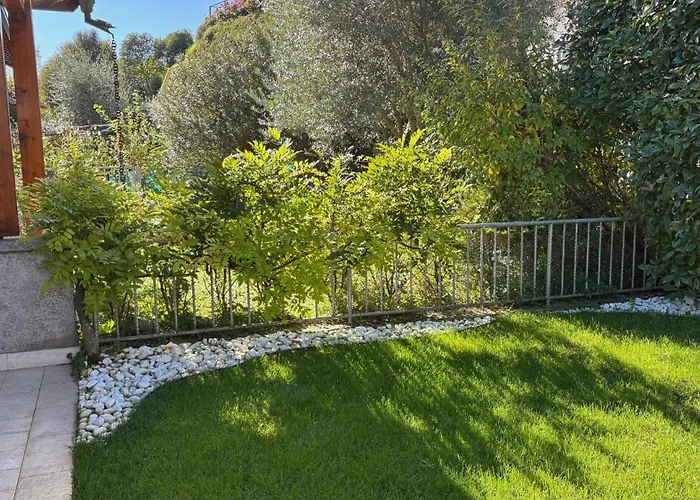 Апартаменты Rebecca Меццегра